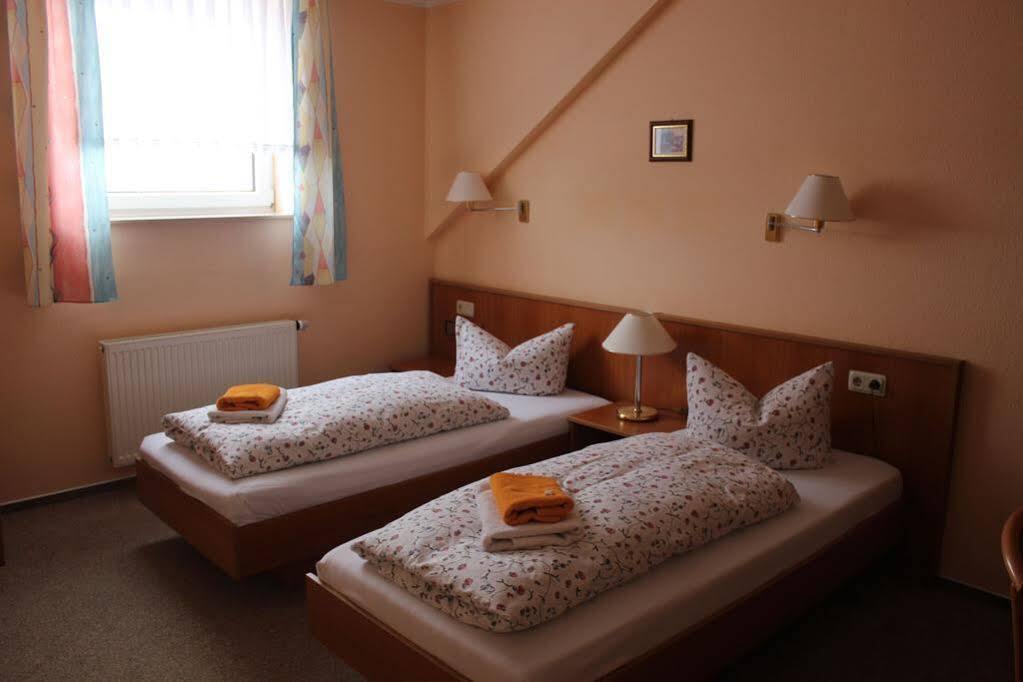 Hotel Weisse Muehle Breitenworbis Екстериор снимка